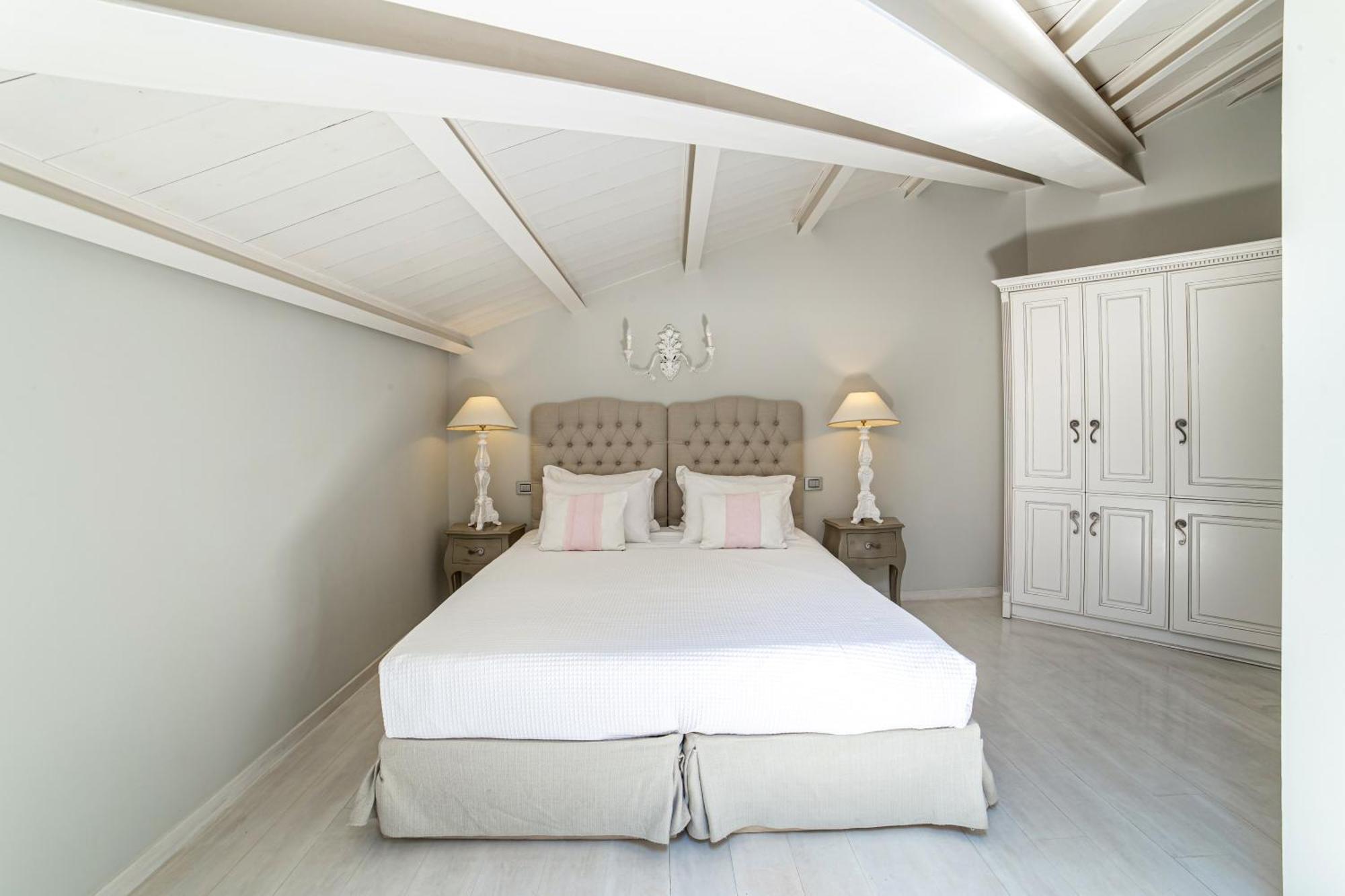 Micra Anglia Boutique Hotel & Spa Andros Town Exterior foto