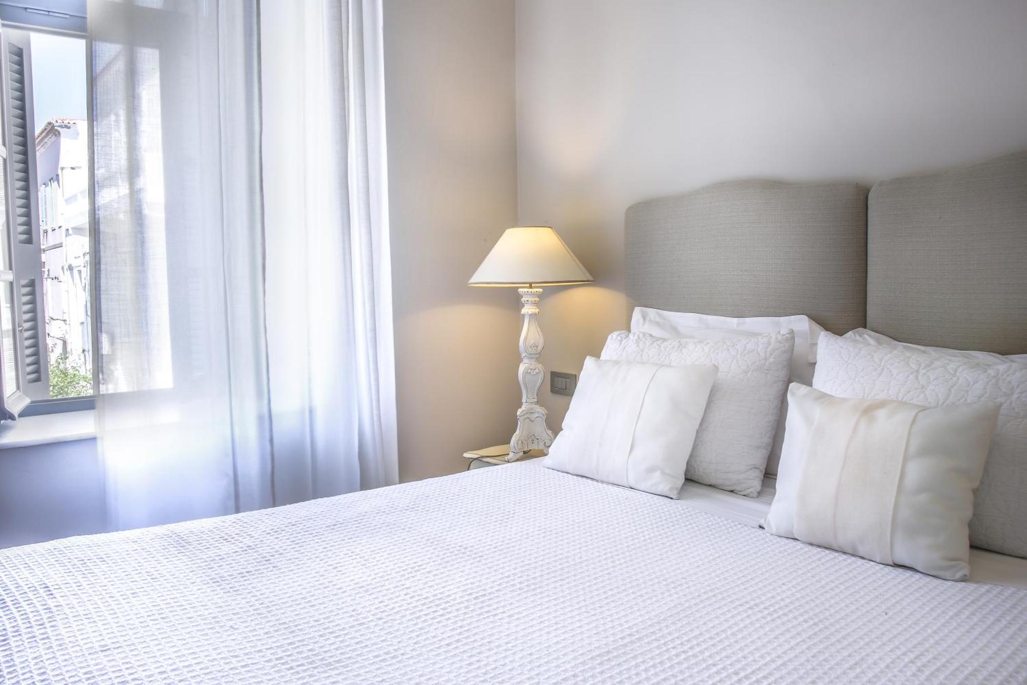 Micra Anglia Boutique Hotel & Spa Andros Town Exterior foto