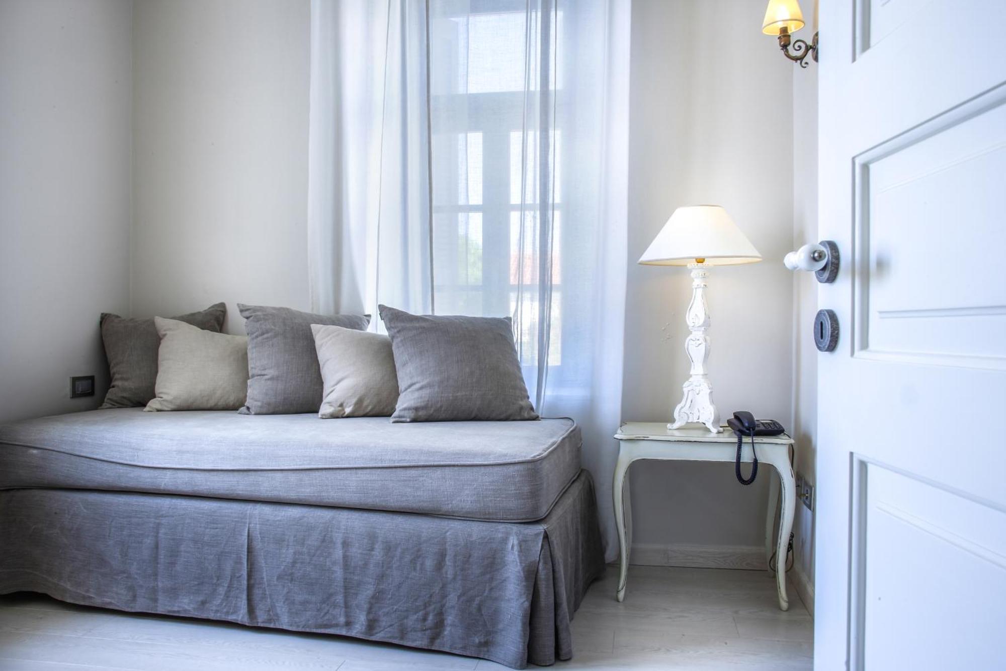 Micra Anglia Boutique Hotel & Spa Andros Town Exterior foto