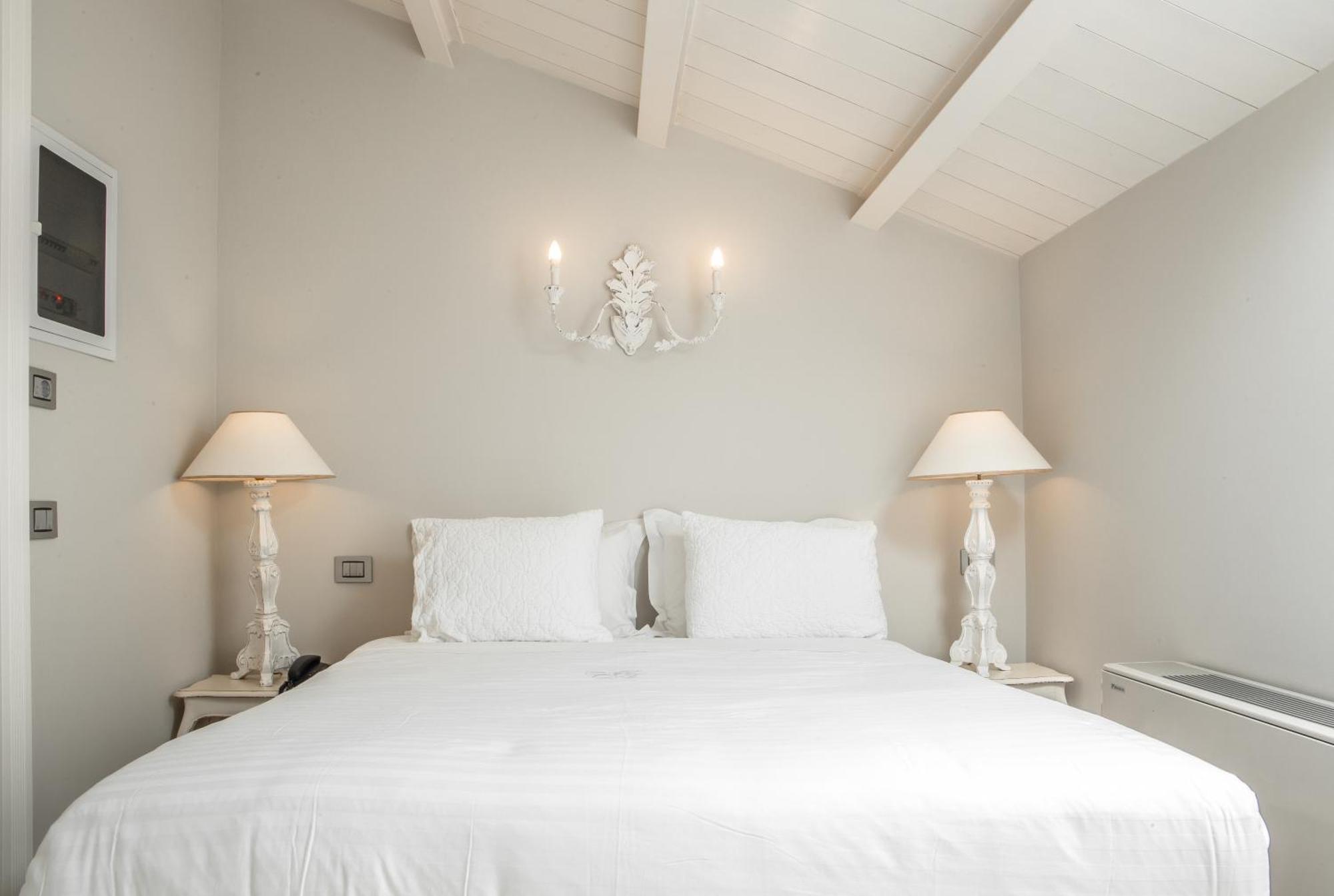Micra Anglia Boutique Hotel & Spa Andros Town Exterior foto